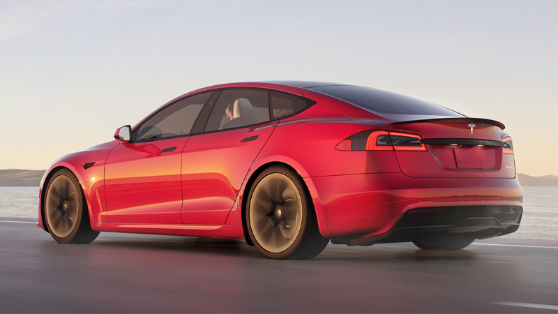 Với thiết kế thanh lịch, sang trọng, Tesla Model S xuất sắc mang về nhiều giải thưởng